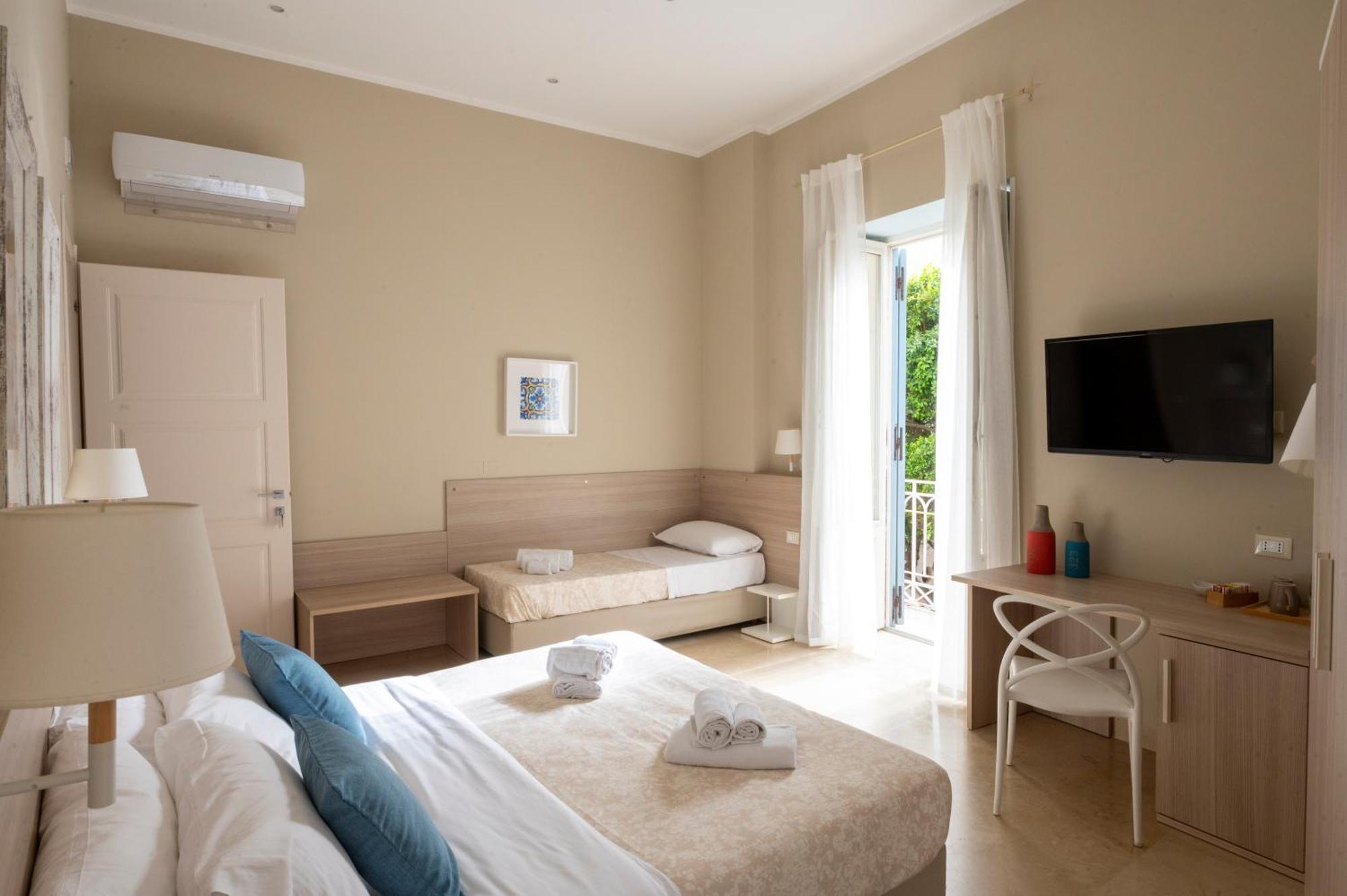 Le Mura - Charme Rooms Trapani Rum bild