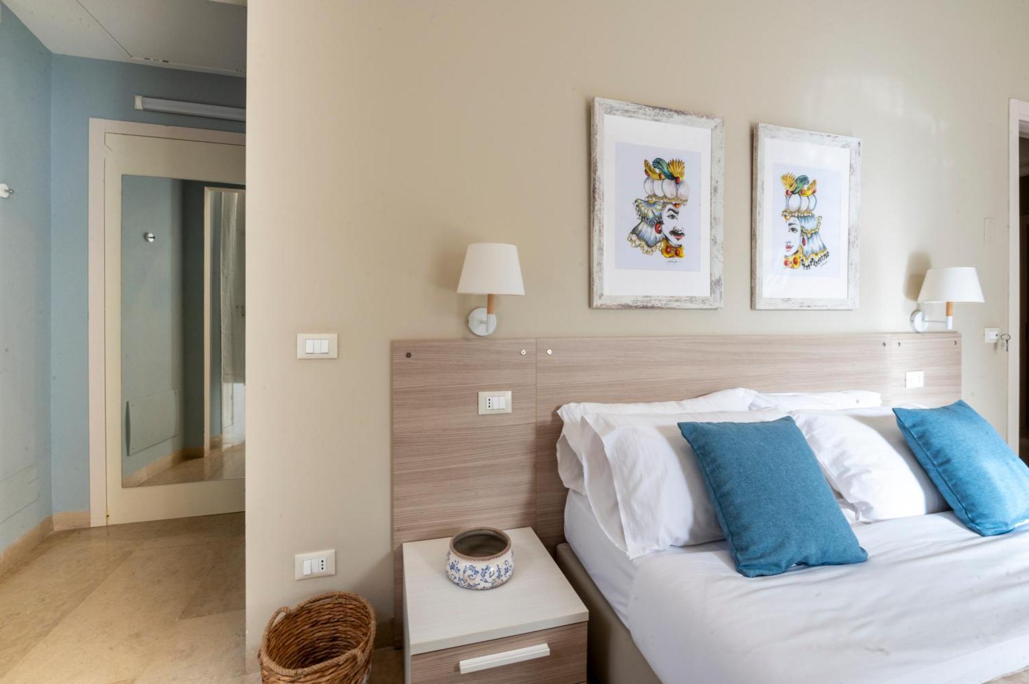 Le Mura - Charme Rooms Trapani Rum bild